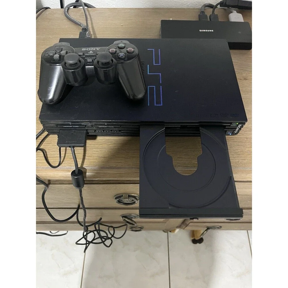Sony Playstation 2 PS2 Fat Console SCPH-30001 w/ Power Cable And Control TESTED